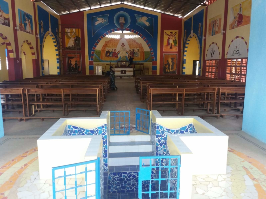 Il battistero della chiesa di Dianra Village